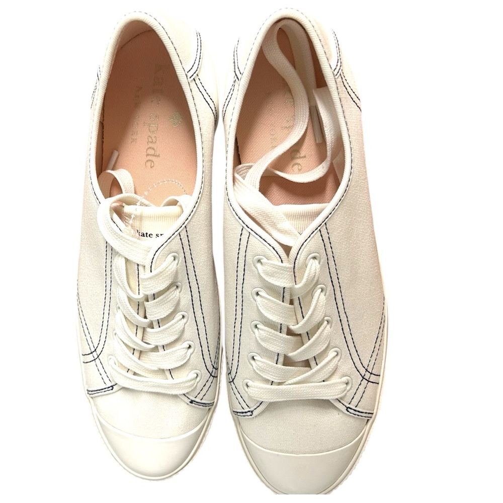 New women’s KATE SPADE TOMMI size 8.5B off white Canvas with embroidered logo